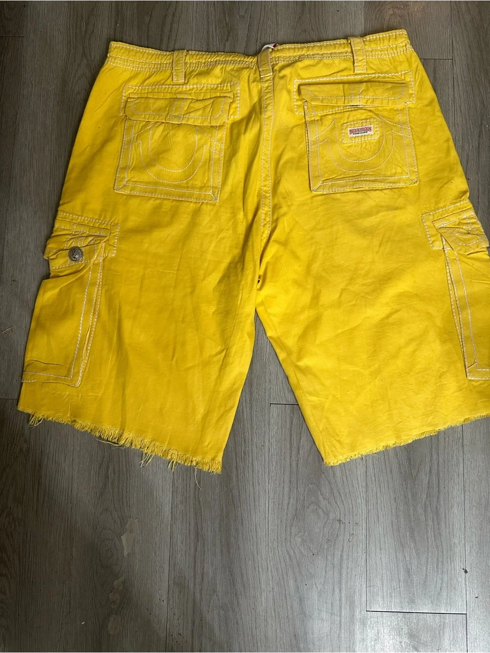 Yellow Men’s Cargo Shorts True Religion- 42